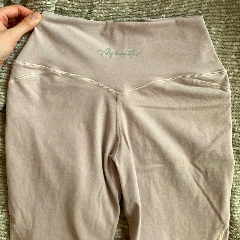 Alphalete Leggings